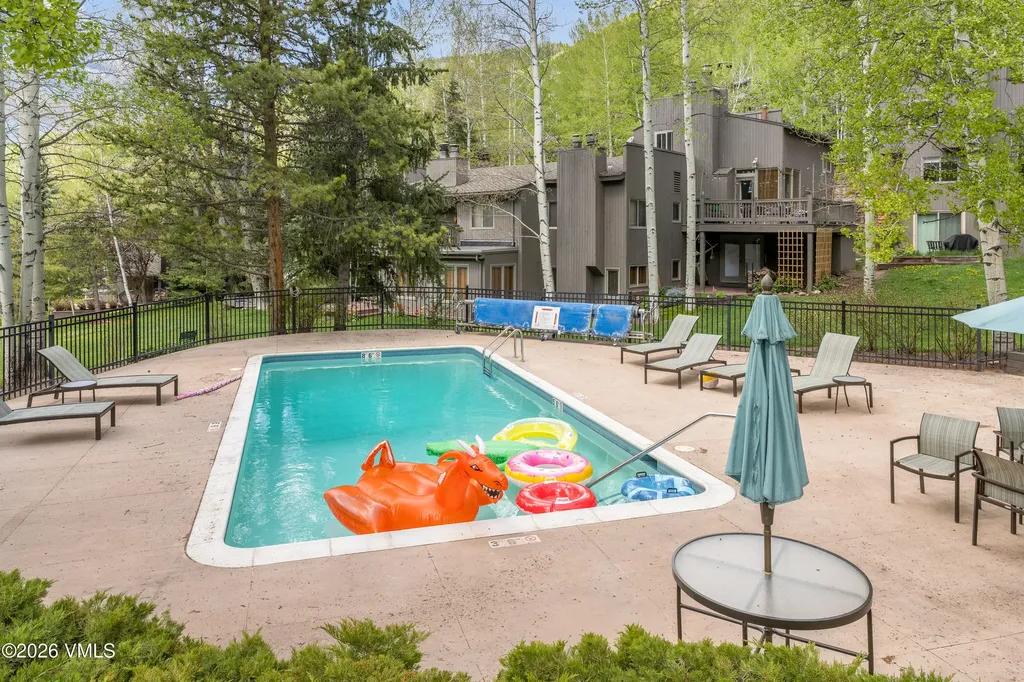 1512 Buffehr Creek Road Vail CO 81657