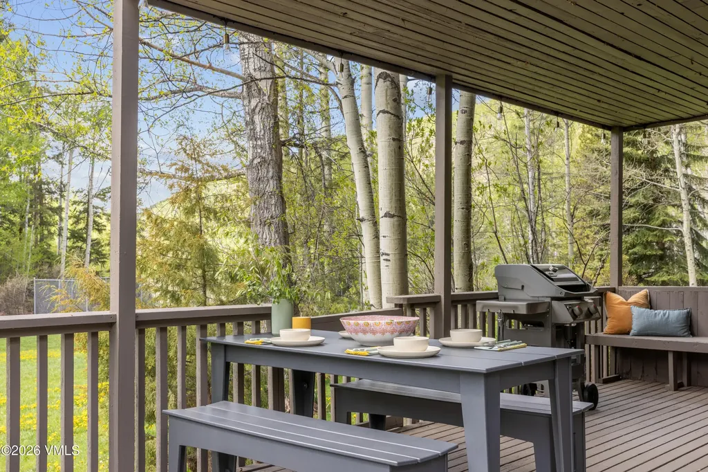 1512 Buffehr Creek Road Vail CO 81657