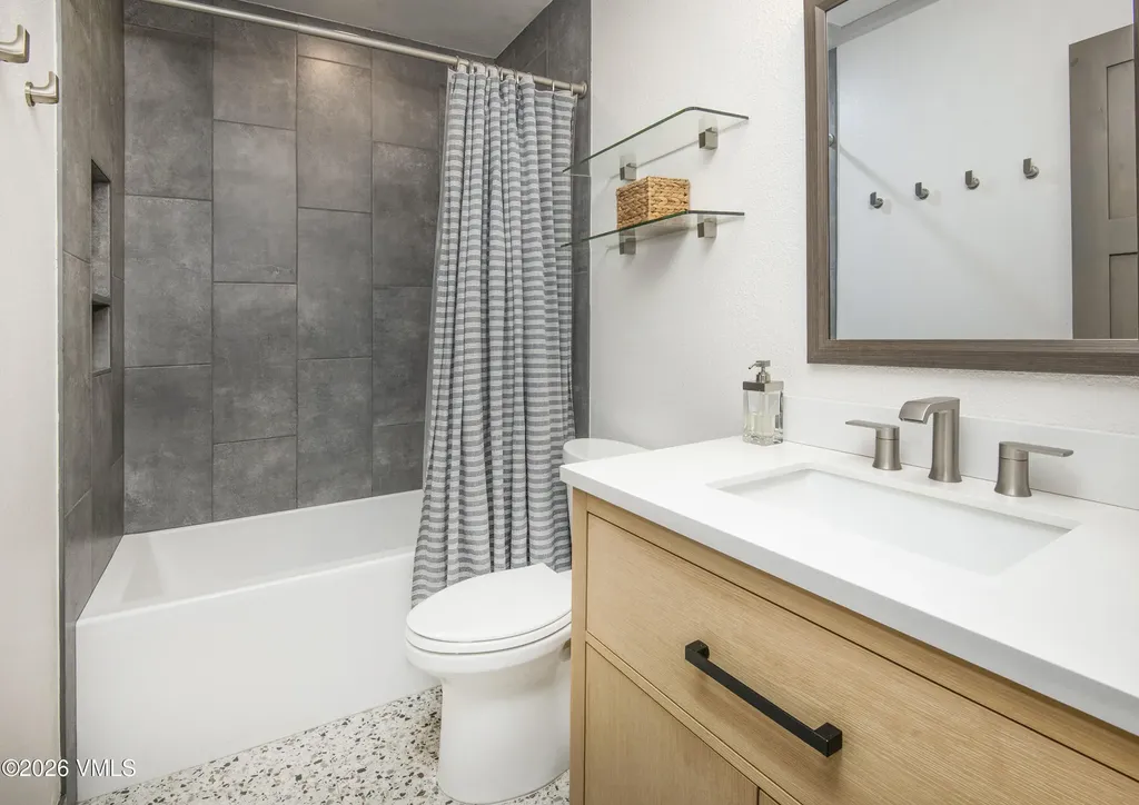 3921 Bighorn Road Vail CO 81657