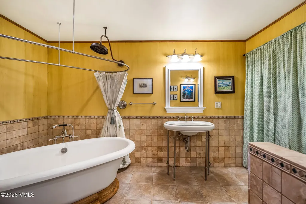 541 Main Street Minturn CO 81645