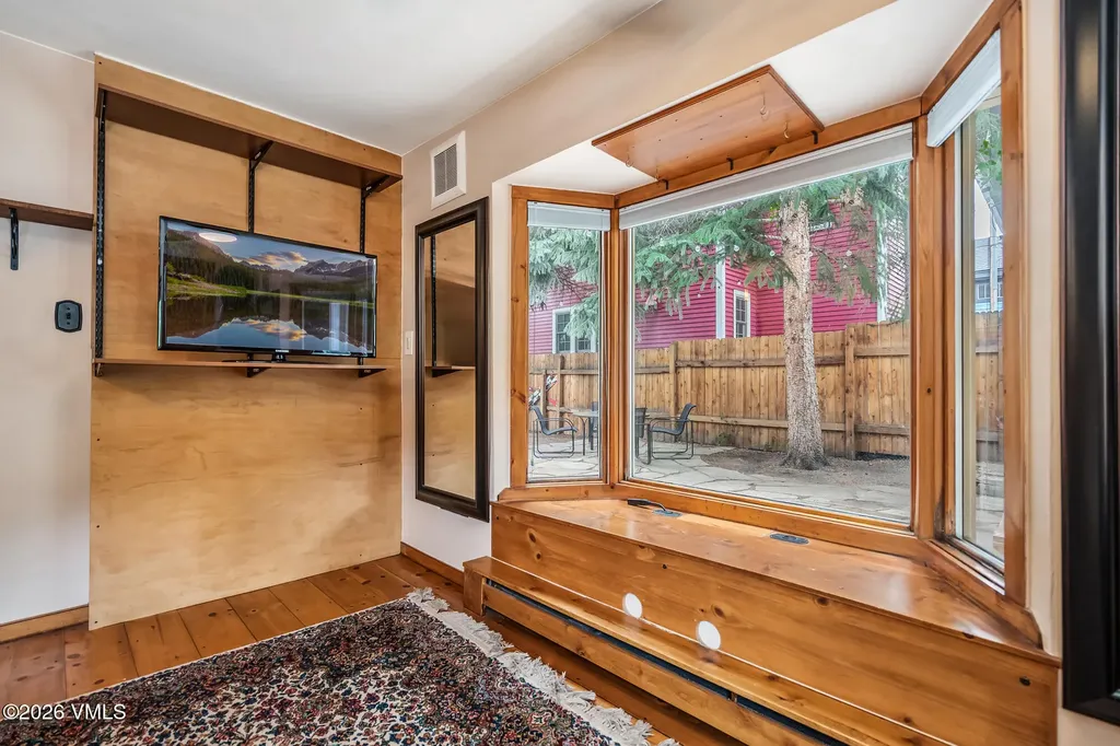 541 Main Street Minturn CO 81645
