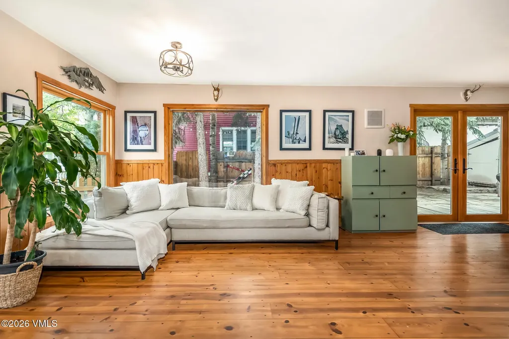 541 Main Street Minturn CO 81645