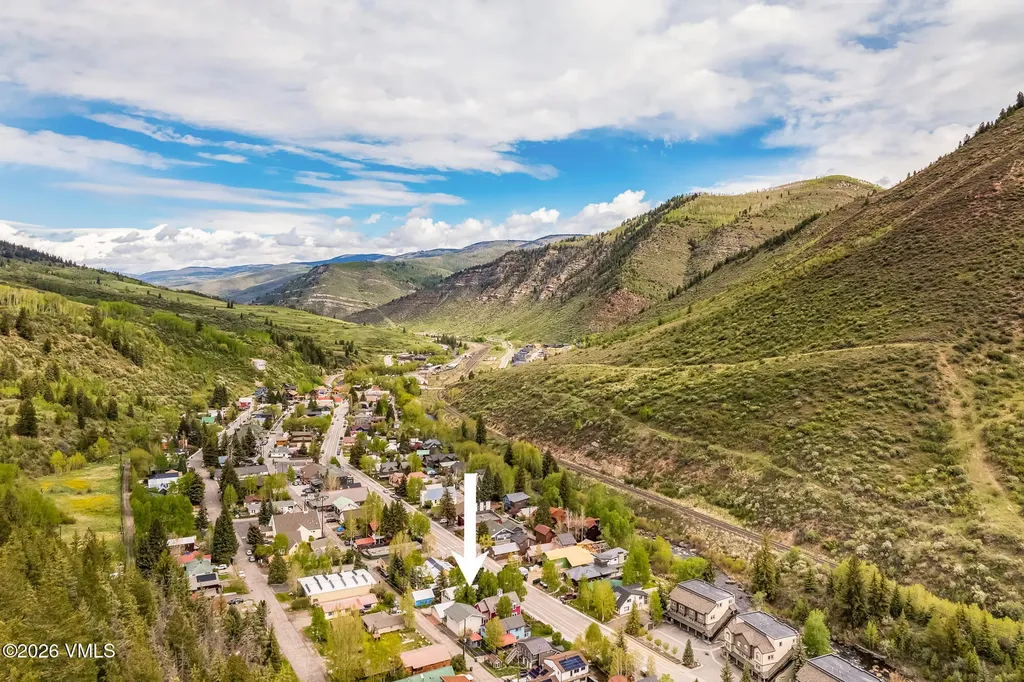 541 Main Street Minturn CO 81645