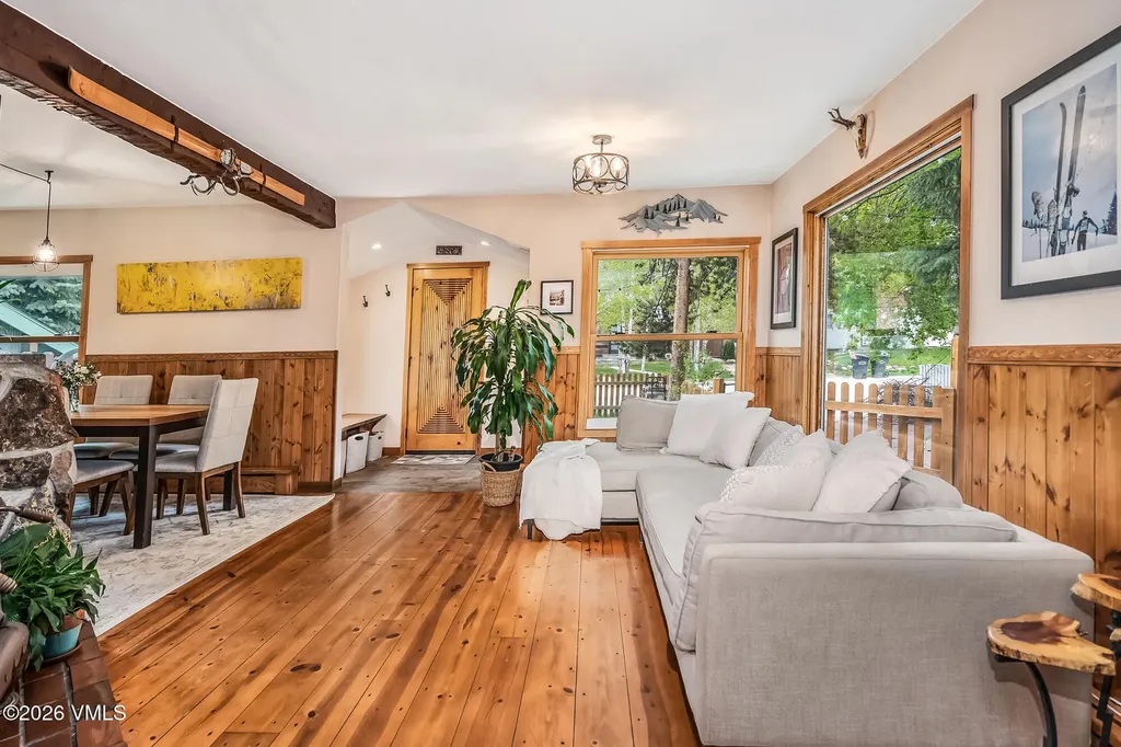 541 Main Street Minturn CO 81645