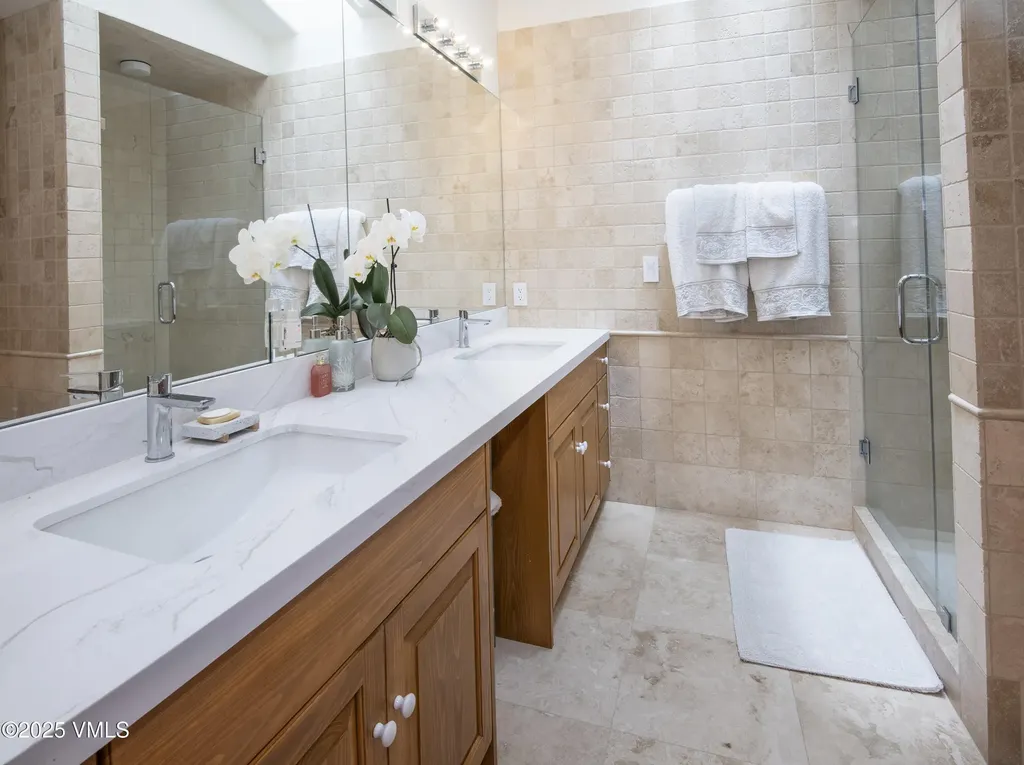 3827 Lupine Drive Vail CO 81657