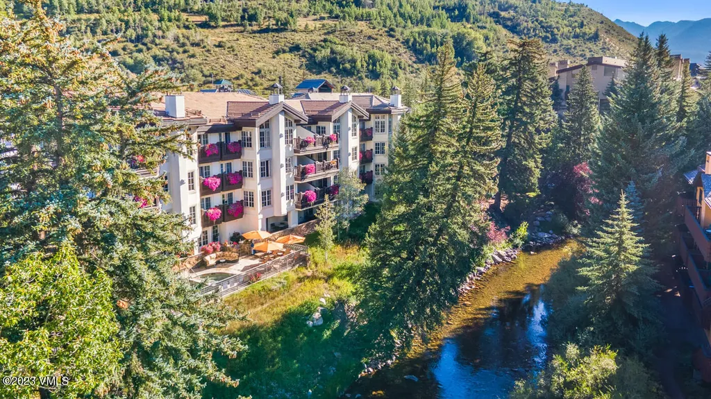 242 E Meadow Drive Vail CO 81657