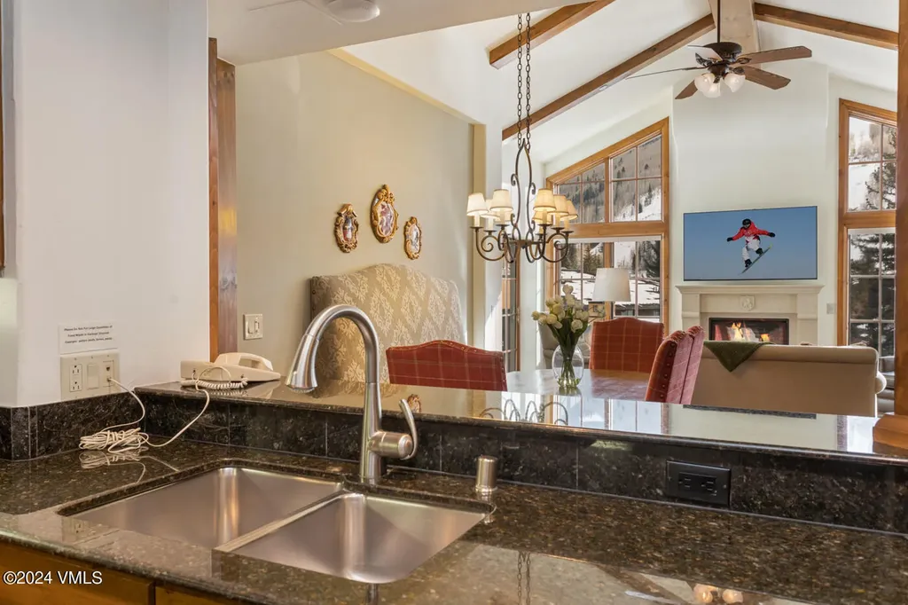 242 E Meadow Drive Vail CO 81657