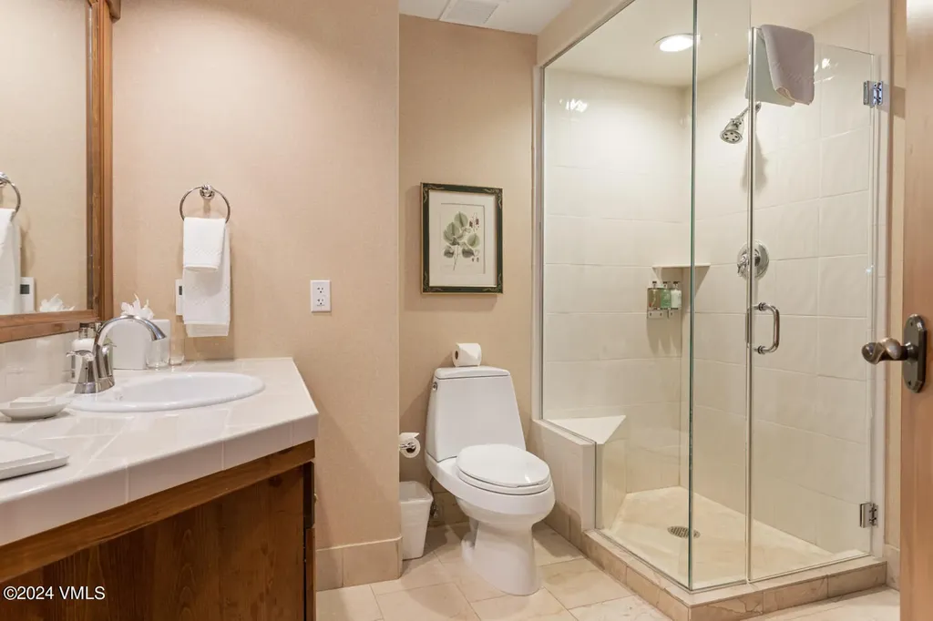 242 E Meadow Drive Vail CO 81657