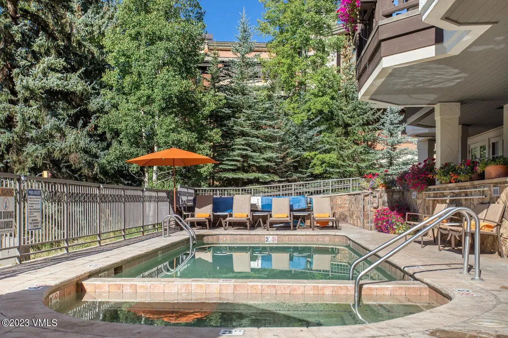 242 E Meadow Drive Vail CO 81657