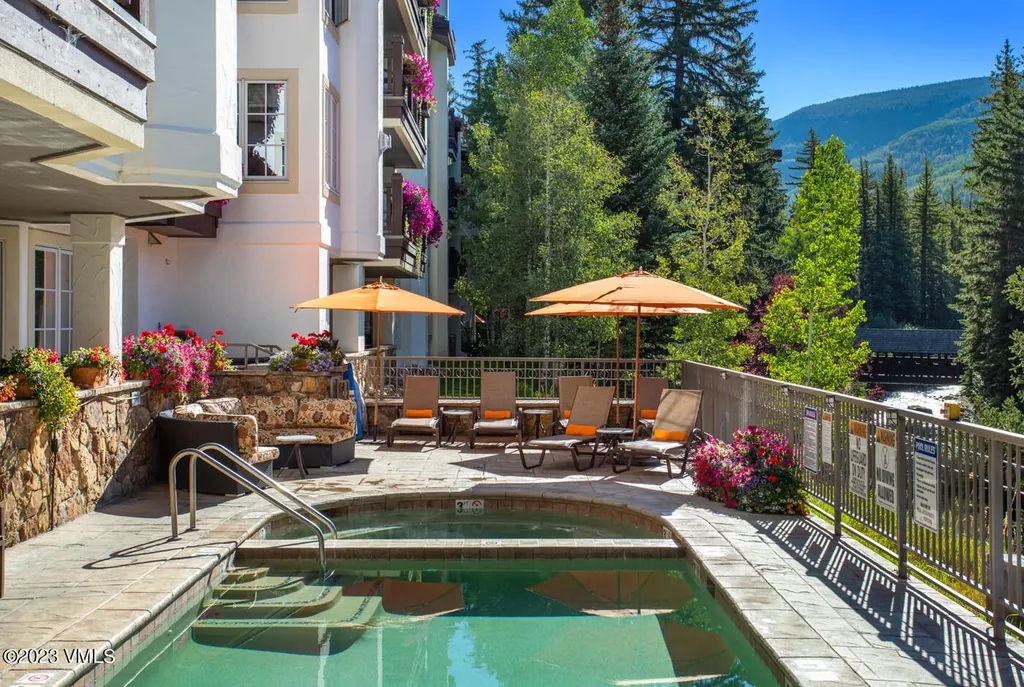 242 E Meadow Drive Vail CO 81657