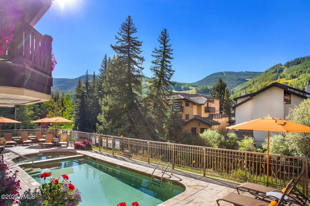 242 E Meadow Drive Vail CO 81657
