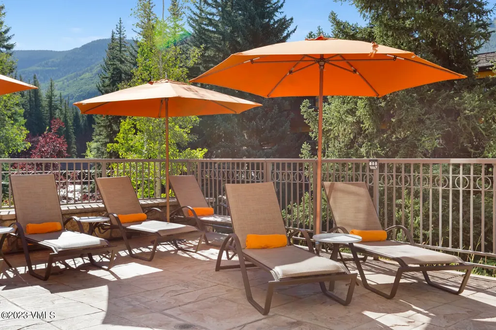 242 E Meadow Drive Vail CO 81657