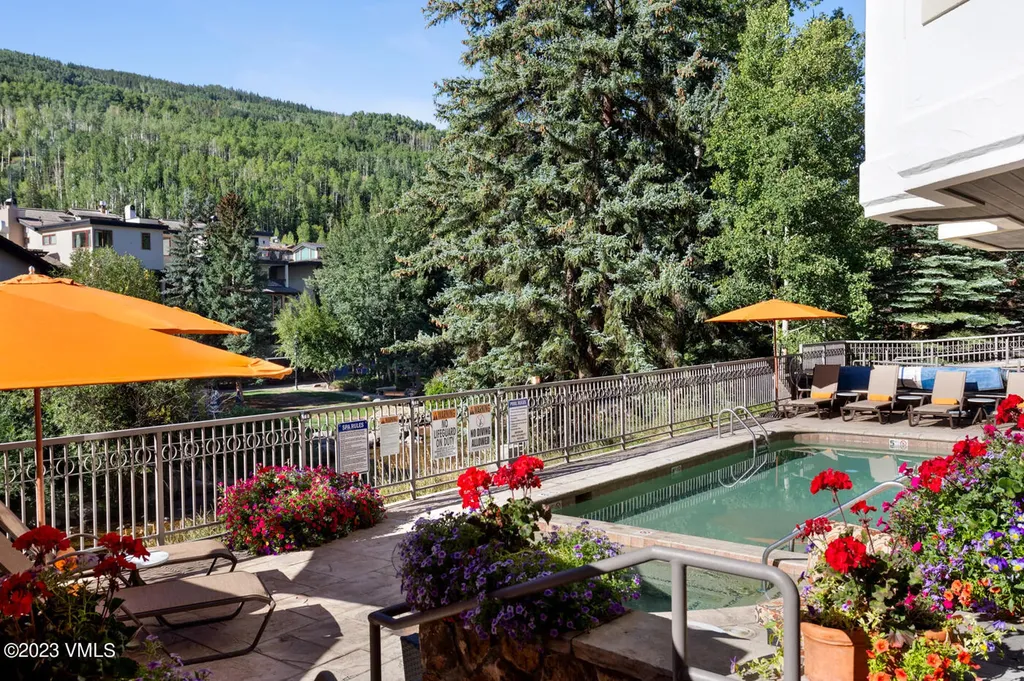 242 E Meadow Drive Vail CO 81657