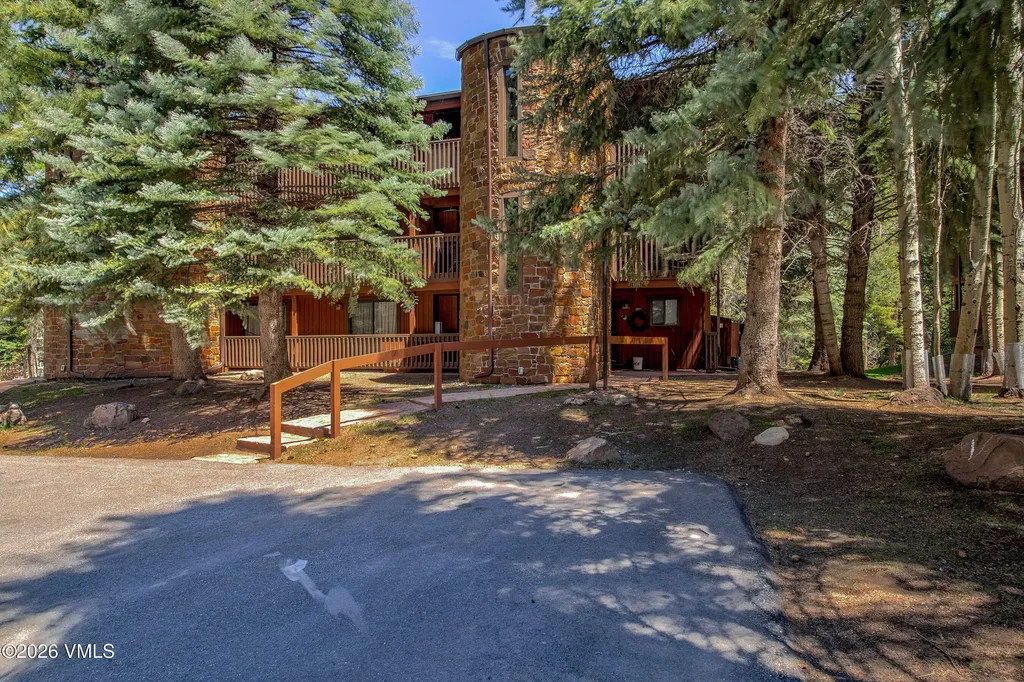 4594 Meadow Vail CO 81657