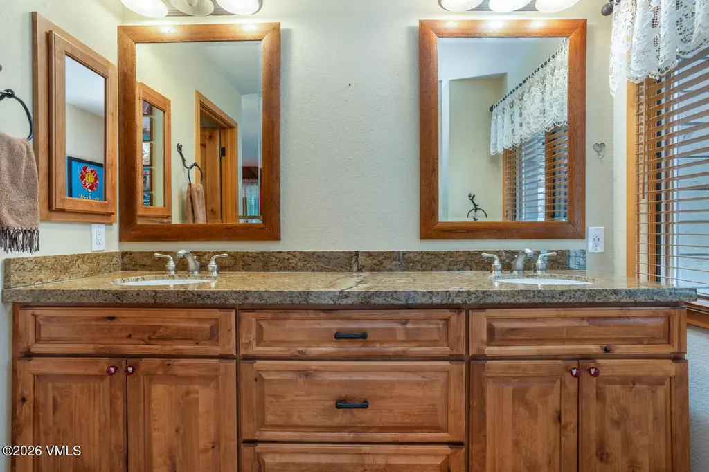 121 Willis Beaver Creek CO 81620