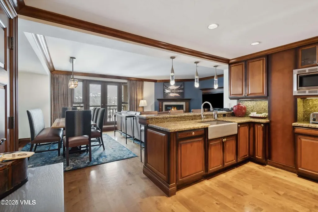100 E Thomas Place Beaver Creek CO 81620