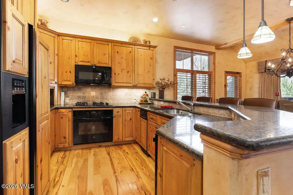 54 Cresta Road Edwards CO 81632