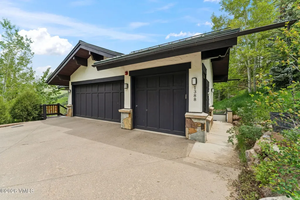 1388 Buffehr Creek Road Vail CO 81657