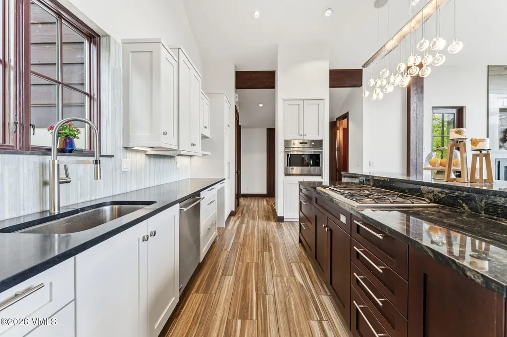 1388 Buffehr Creek Road Vail CO 81657