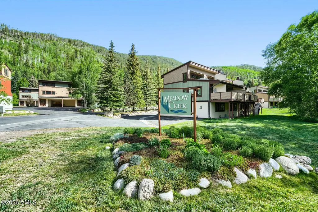 2570 Kinnickinnick Road Vail CO 81657