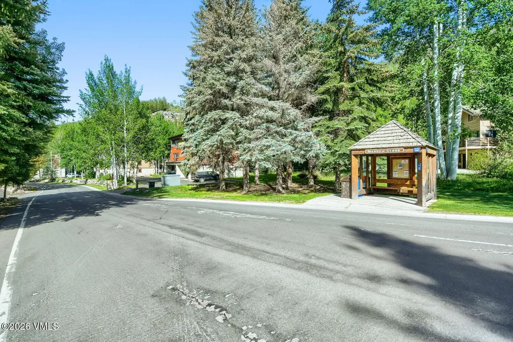 2570 Kinnickinnick Road Vail CO 81657