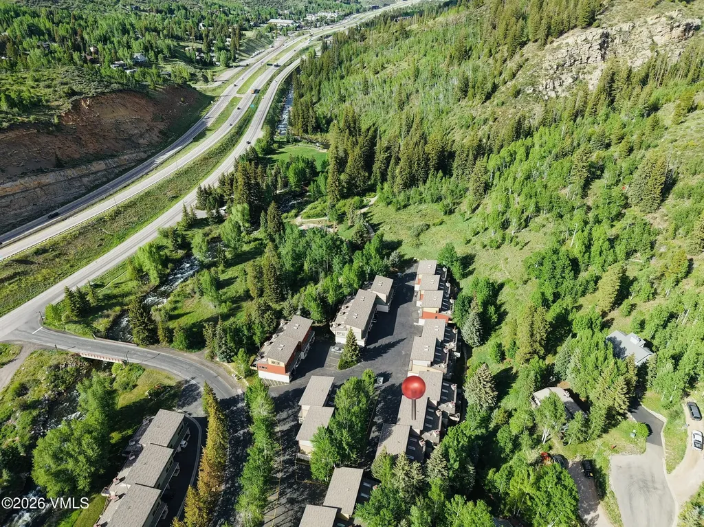 2570 Kinnickinnick Road Vail CO 81657