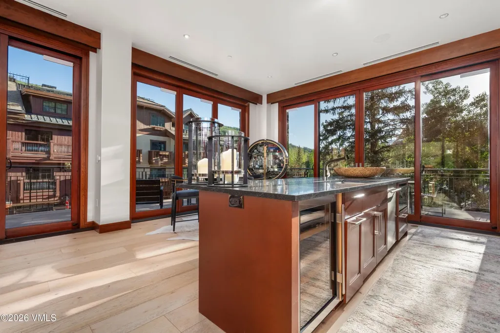 141 E Meadow Drive Vail CO 81657