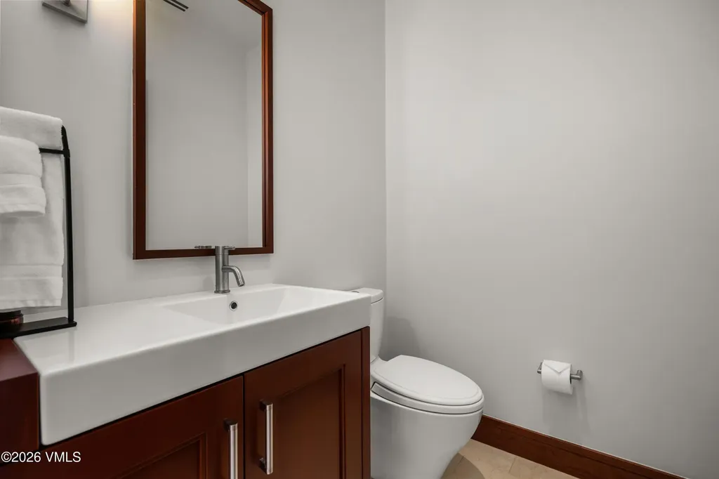 141 E Meadow Drive Vail CO 81657