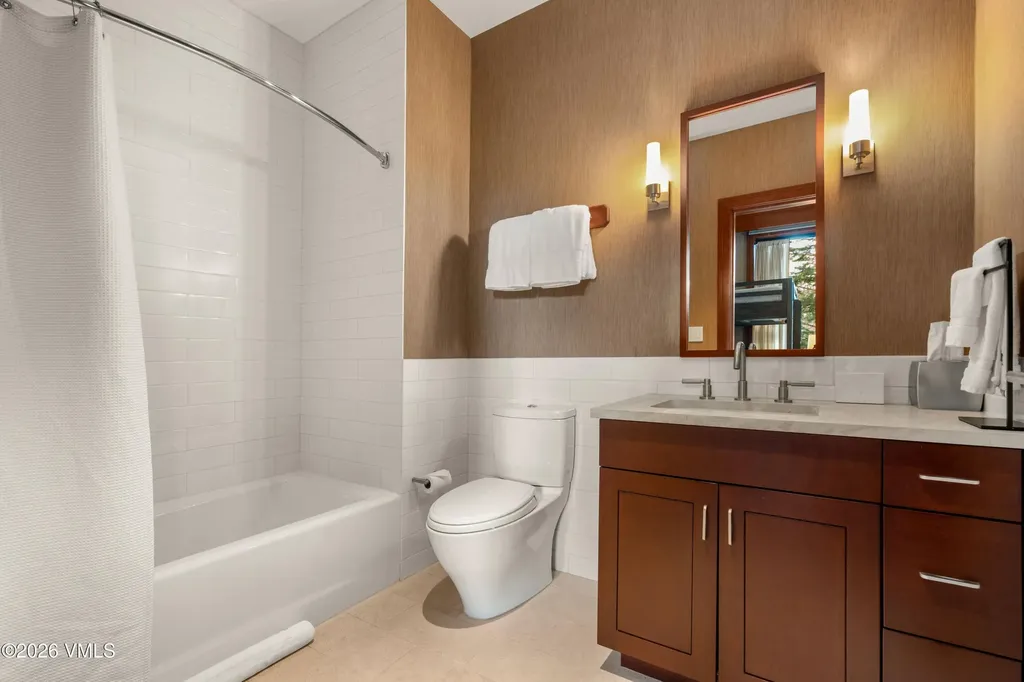 141 E Meadow Drive Vail CO 81657