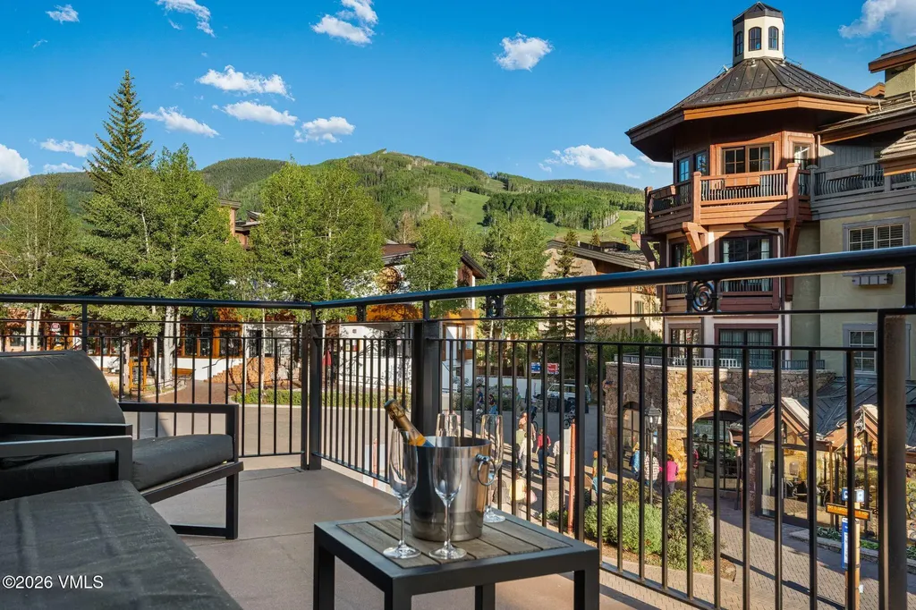 141 E Meadow Drive Vail CO 81657