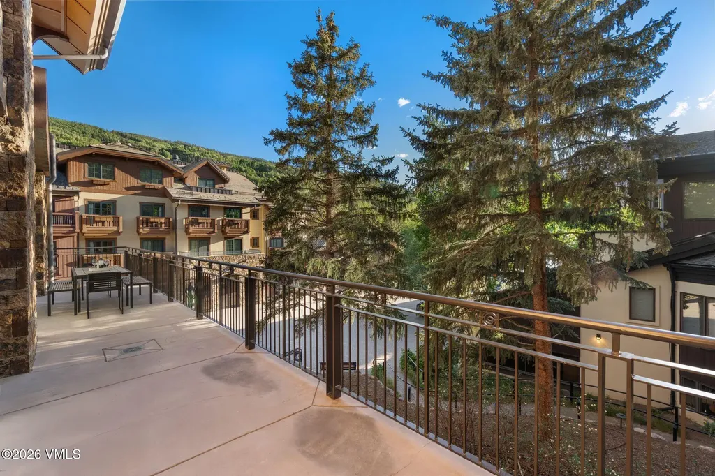 141 E Meadow Drive Vail CO 81657