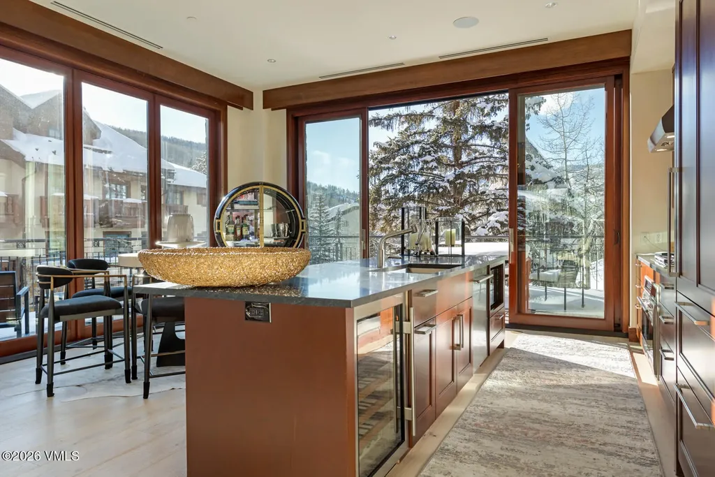 141 E Meadow Drive Vail CO 81657