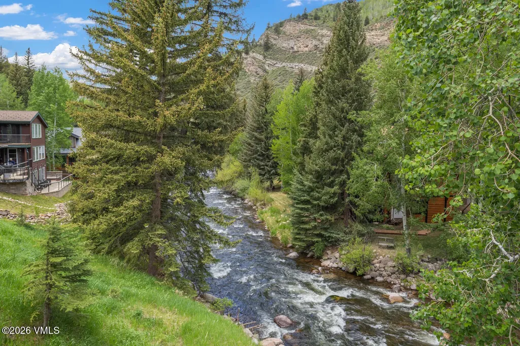 2923 Bellflower Vail CO 81657