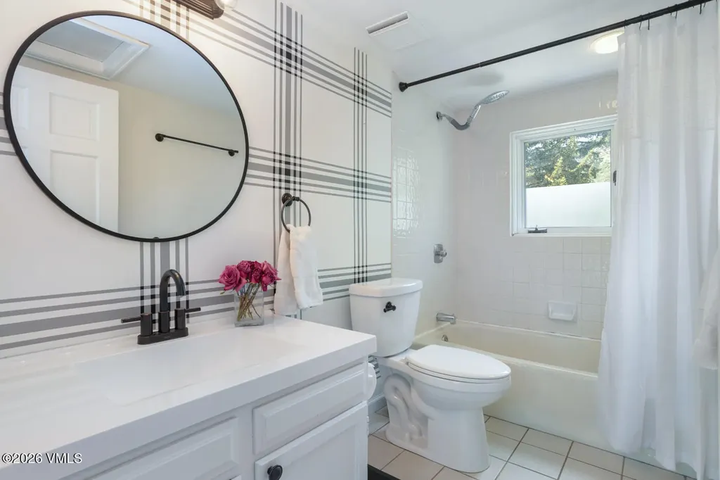 2923 Bellflower Vail CO 81657