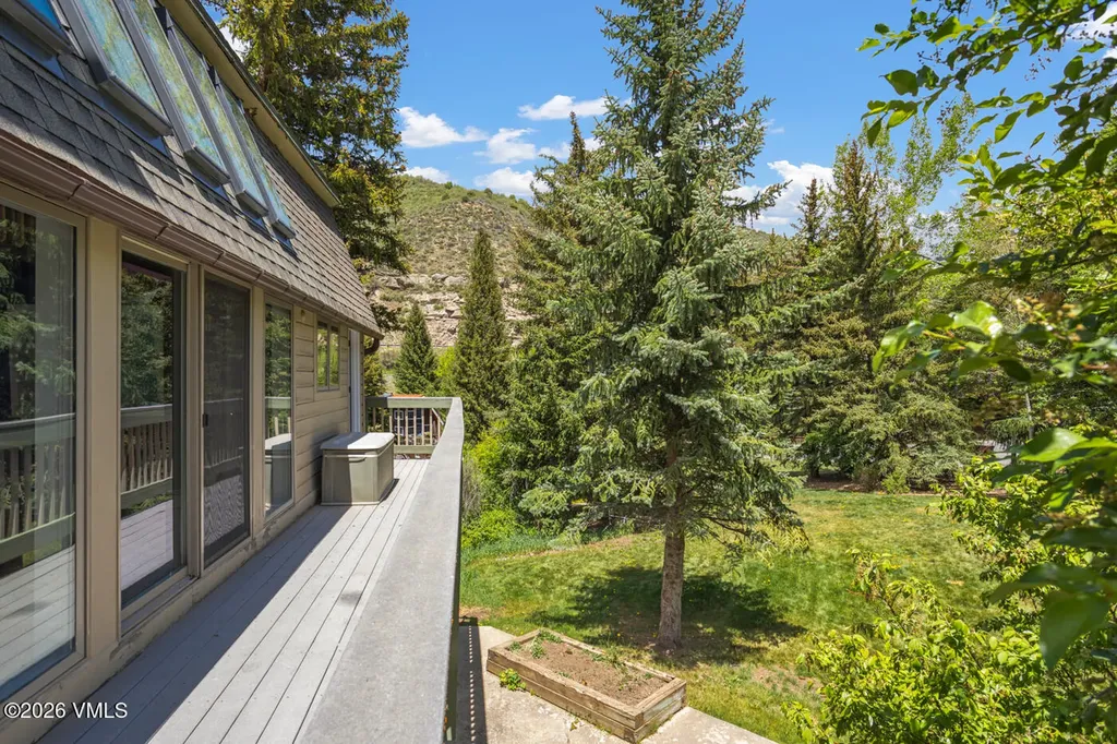 2923 Bellflower Vail CO 81657