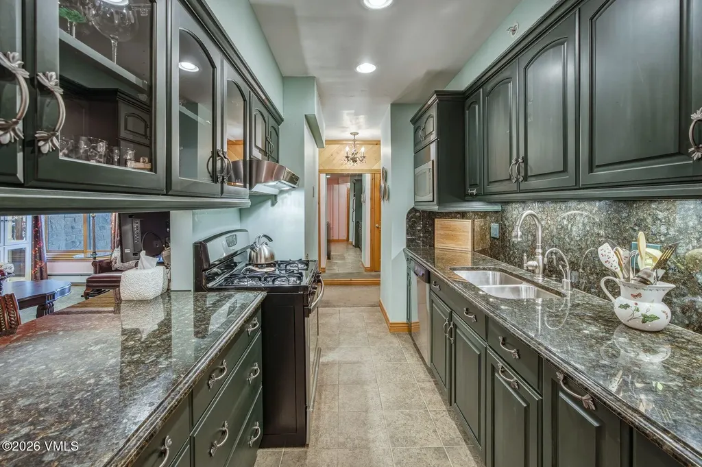 993 Lions Ridge Vail CO 81657