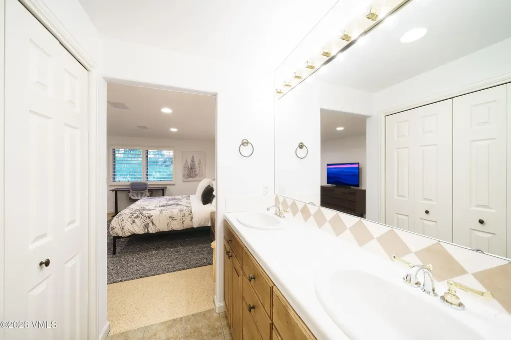 1890 Lions Ridge Loop Vail CO 81657