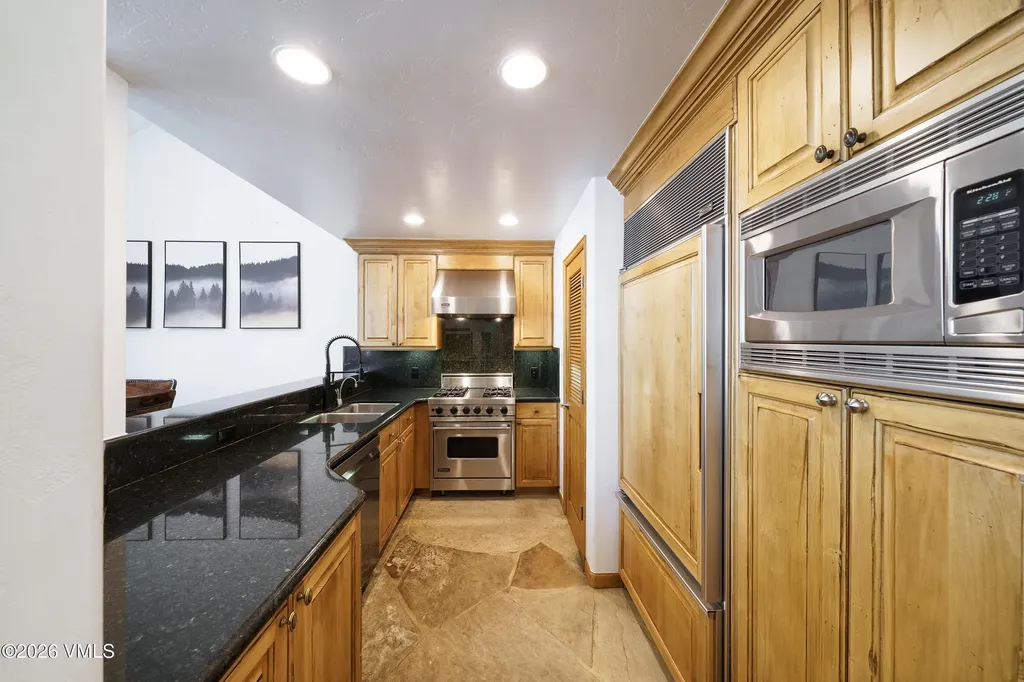 1890 Lions Ridge Loop Vail CO 81657