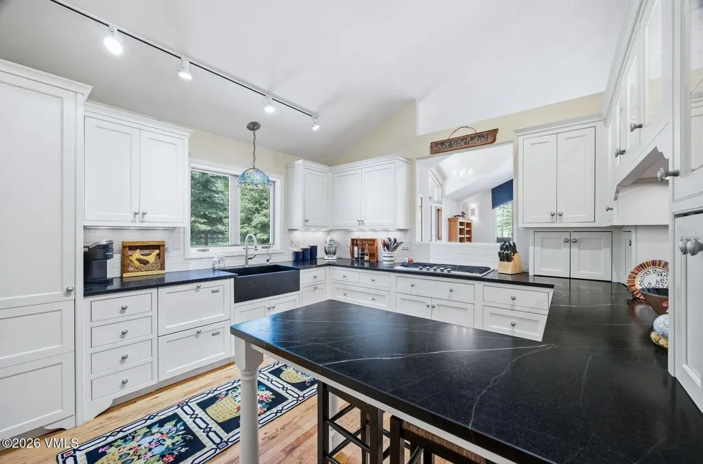 1864 Glacier Court Vail CO 81657