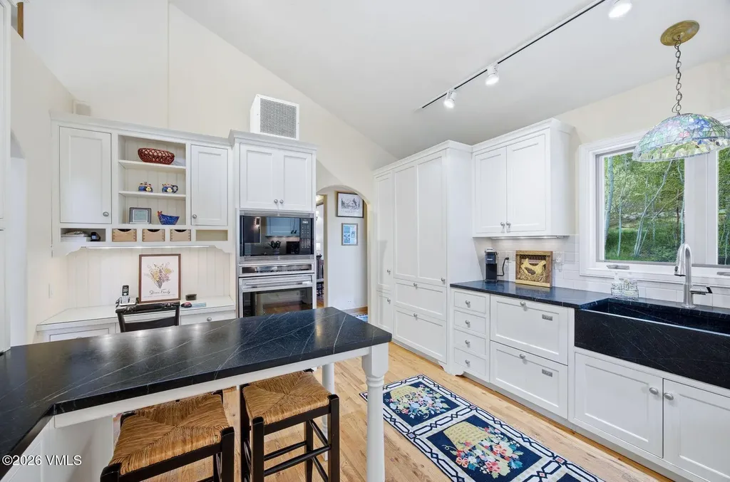 1864 Glacier Court Vail CO 81657