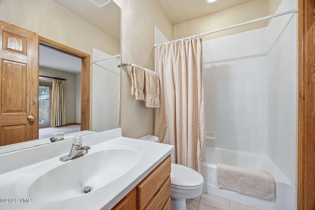 1864 Glacier Court Vail CO 81657