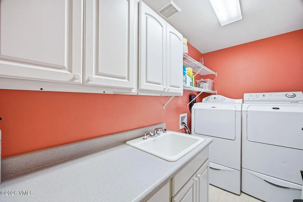 1864 Glacier Court Vail CO 81657