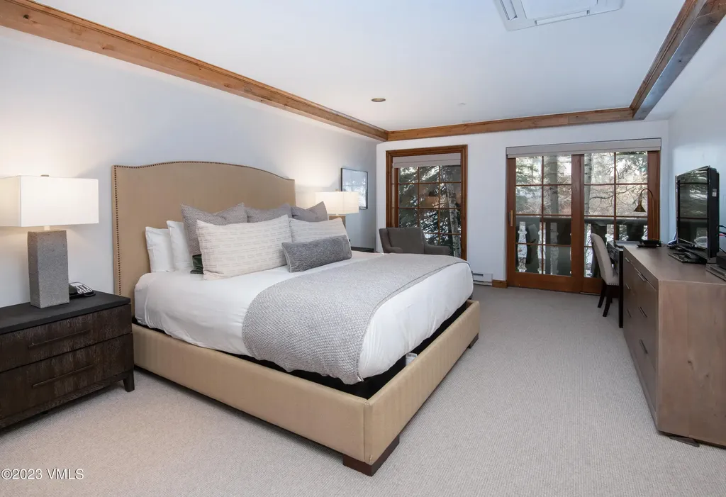 352 E Meadow Drive Vail CO 81657