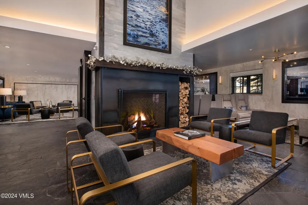 352 E Meadow Drive Vail CO 81657