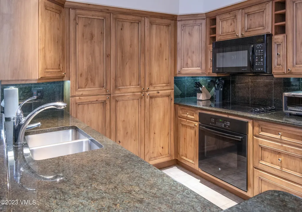 352 E Meadow Drive Vail CO 81657