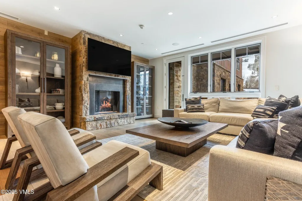 141 E Meadow Drive Vail CO 81657