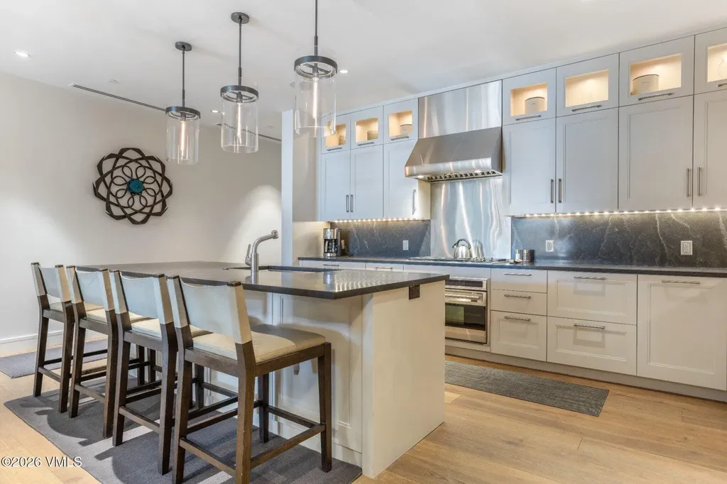 141 E Meadow Drive Vail CO 81657