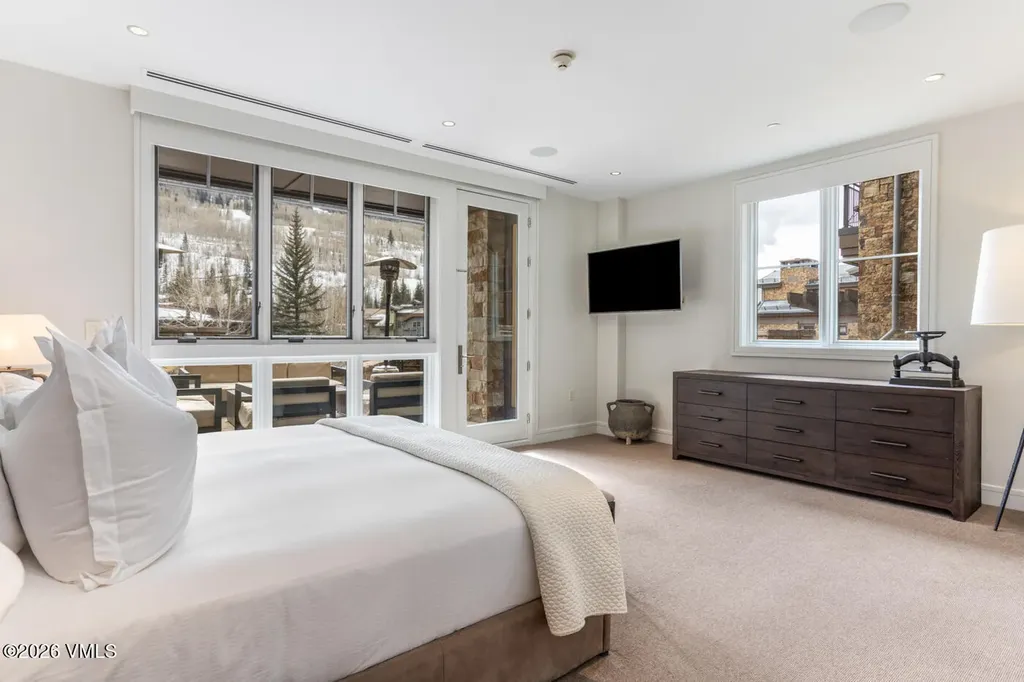 141 E Meadow Drive Vail CO 81657