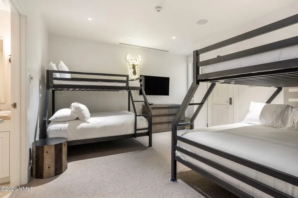 141 E Meadow Drive Vail CO 81657