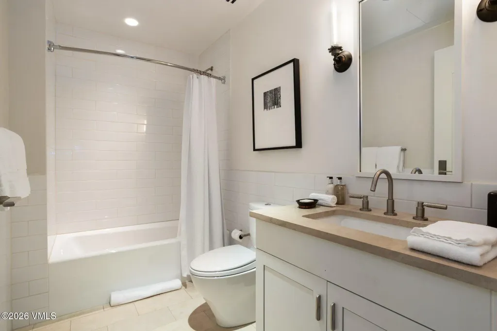 141 E Meadow Drive Vail CO 81657